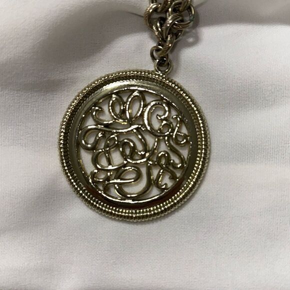 Lisner 1960s Vintage Gold Tone Chunky Chain Monogram Medallion Pendant Necklace - Picture 6 of 9